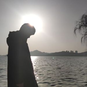 梦停在那年秋天_74085475743633921_1765368926170