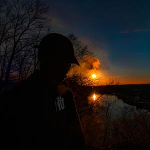 2 A.M. Buzz (feat. Dilly)