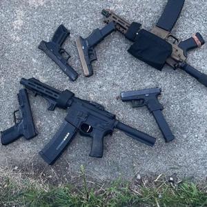 Heli’s N Glock’s