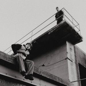 Selfish (feat. Darilø)