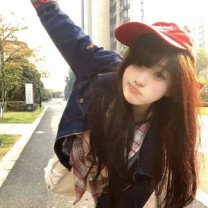 《黑洞华尔兹》