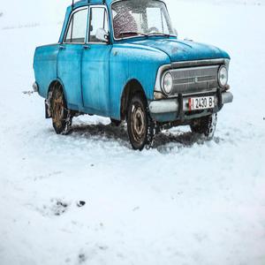 Six Spins In The Snow