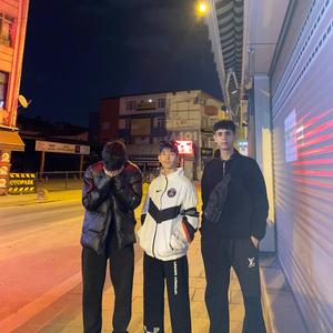 Charmander (feat. Kayoti & Apo54)