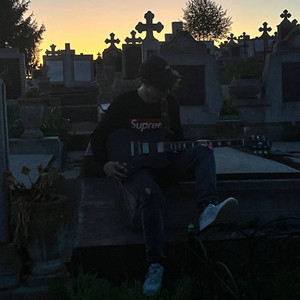 БЕЗ ТЕБЯ Я УГАСАЮ