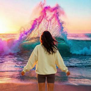 Вона бачила дно