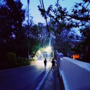 live today as if there's no tomorrow