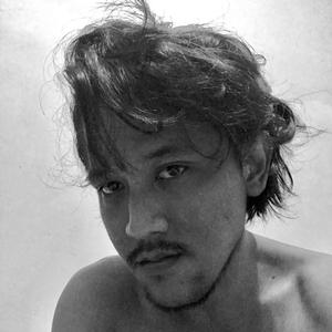 Peluhku Ditemani Bintang (feat. Sanjaya)