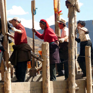 夯墙歌其三（麦宿，2009年宗萨佛学院重建现场）