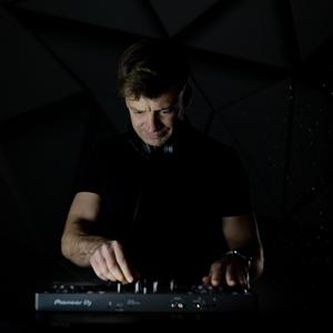 DJ IONEL - Dulce și amar (Remix)