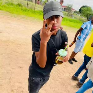 Refilwe (feat. Tribby wadi bhozza, 4nik plk & Cliff Kayden)