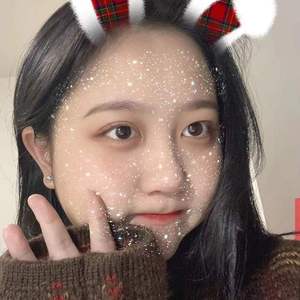 多想在平庸的生活拥抱你