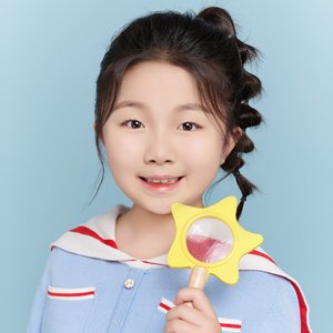 多想还小 吴薛梓萱