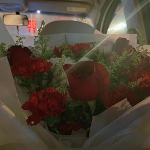 偷偷的爱上你（抖音热搜版）