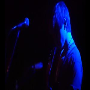 Febrero (feat. luthien)