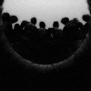 周一的清晨还在下雨