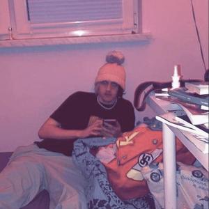 Przygarnij Alternatywke (feat. Beniamin)