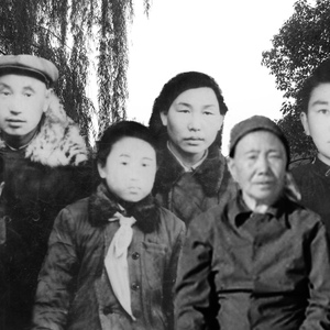 父母俩 (蒙语版）