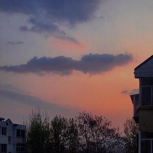 一起吹过晚风的人 大概会记很久吧