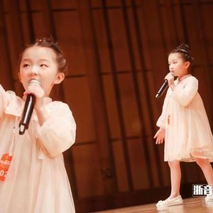 最美的光 梅映霄 耘歌音乐