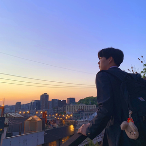 소년은 커다란 모험 앞에 서있다 (Remaster)