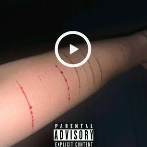 刀，月光，血和我