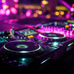 从前的她没现在的你好 (DJ阿卓版)