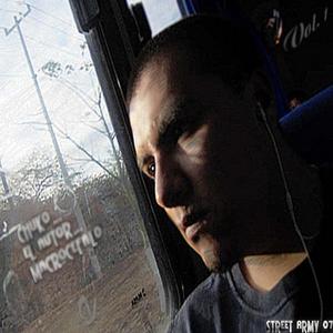 Seis tipos en El Backstage (feat. Zonah, Ceak720, Captor, Perro & Ecir)