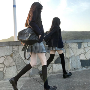 別の人の彼女になったよ (成了别人的女朋友哦)