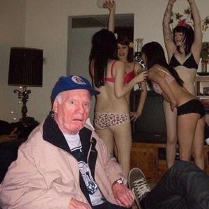 daisey whisper in my ear