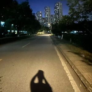荒唐