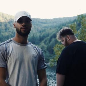800E (feat. Jeey)