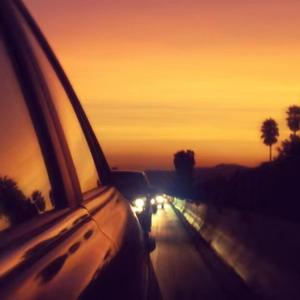 希望你也会偶尔想起我