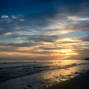 Amanecer en La Arenosa Playa