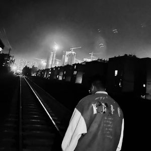 Tayler Prouse-黑色的房间（fly恩_ remix）