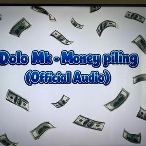 Money Piling