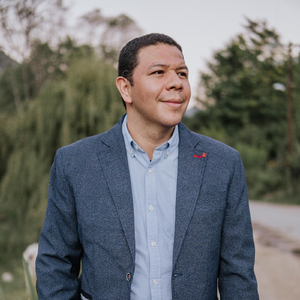 Pneuma (Quién Como Tú)