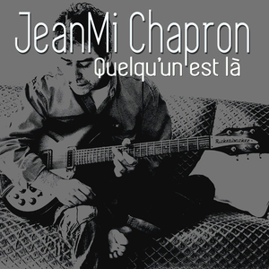 Quelqu'un est là