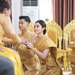 បាយខុនចងដៃ ភ្លេងសុទ្ធ