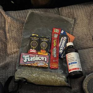 Sold alot of shit (feat. Dookslime, NoLackinSwayy & Capone)