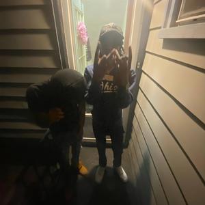 2 hard 2 smooth (feat. Wooskii)