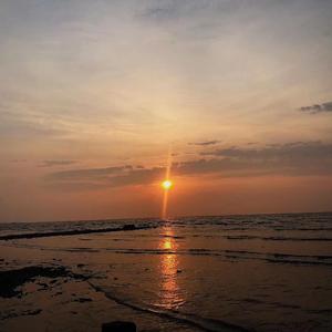 MELANCH♡LY (ft.White Cherry)