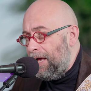 ლამაზი დღე (feat. უსახელოური) (აკუსტიკა)