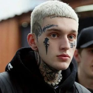 战士爱读"老三篇" (女声