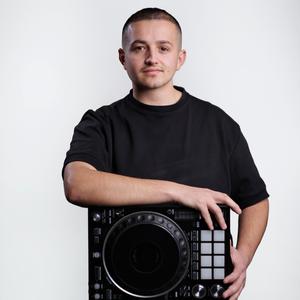 Geni Mikel Selita & Sharki rumania