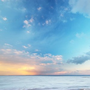 海与天