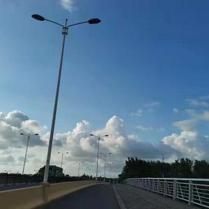 温柔的月亮（轻松纯音乐）伴奏