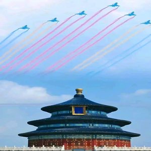 岁月如歌万里长（伴奏）