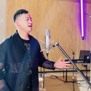 Одод ширтэхийг хүснэ / 별을 바라보고 싶다