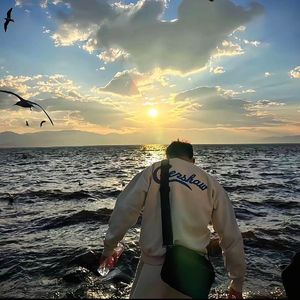 庆幸我们不告而别