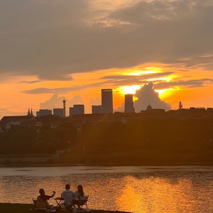 日 落 光 感 蜃 樓